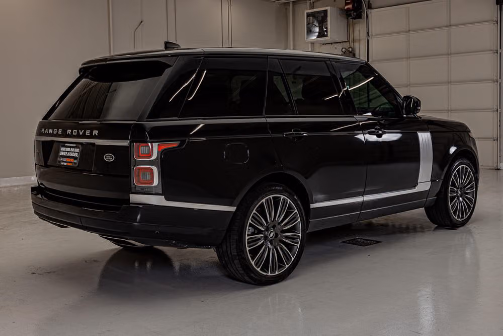 2020 Land Rover Range Rover P525 HSE Image 9