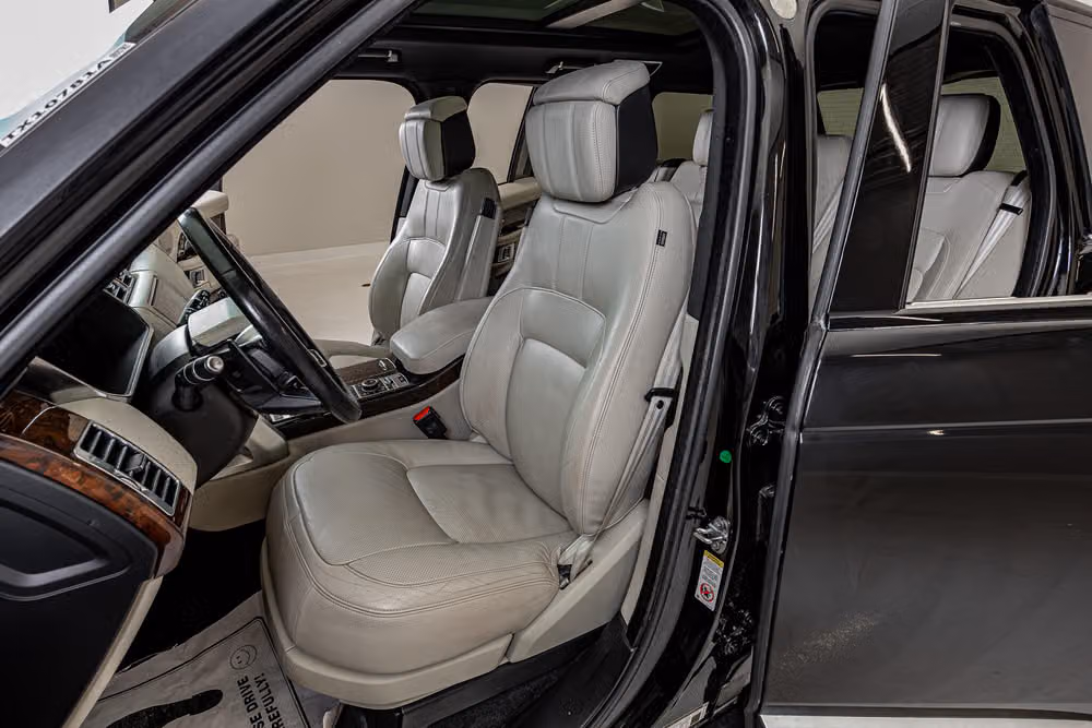 2020 Land Rover Range Rover P525 HSE Image 26