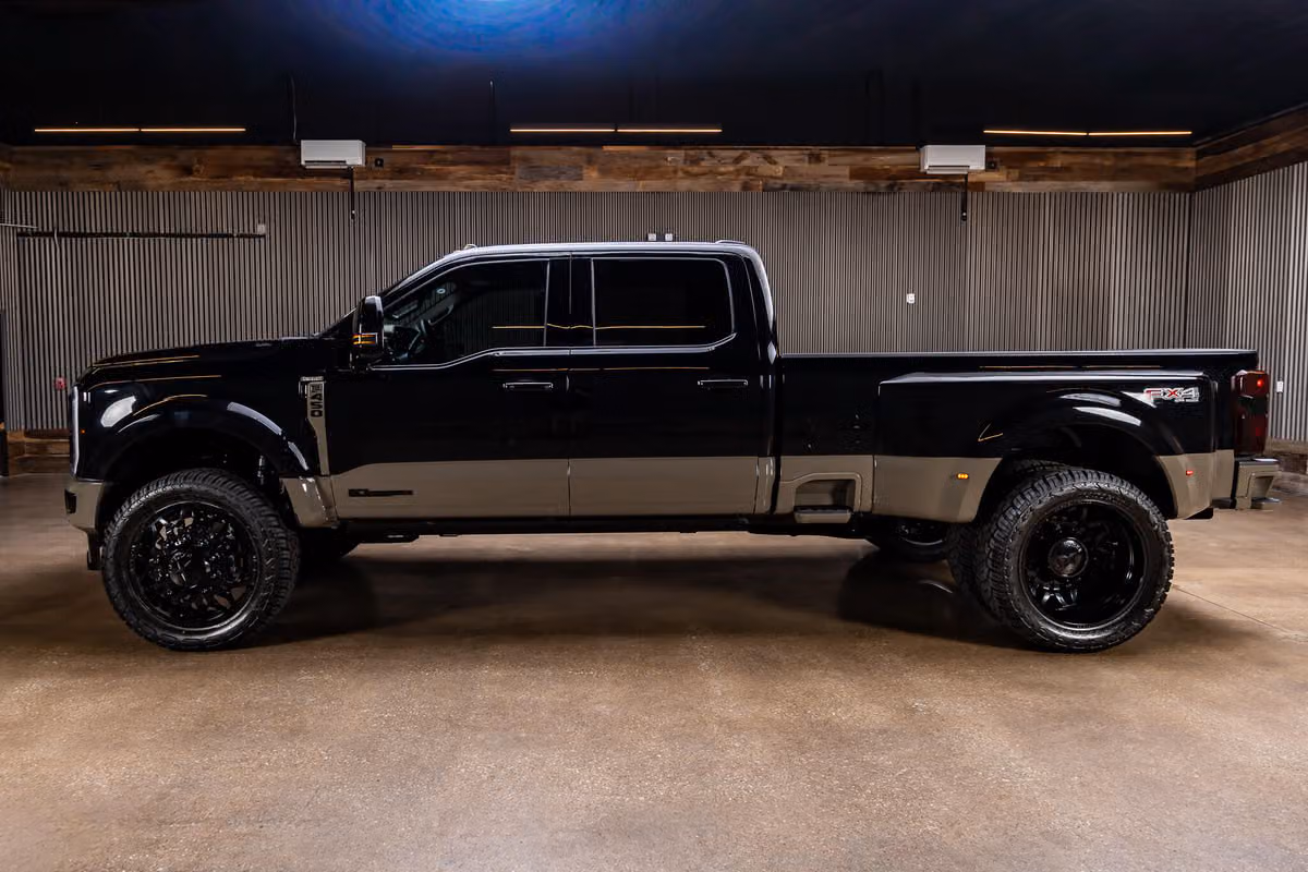 2026 Ford F-450 Super Duty King Ranch Crew Cab