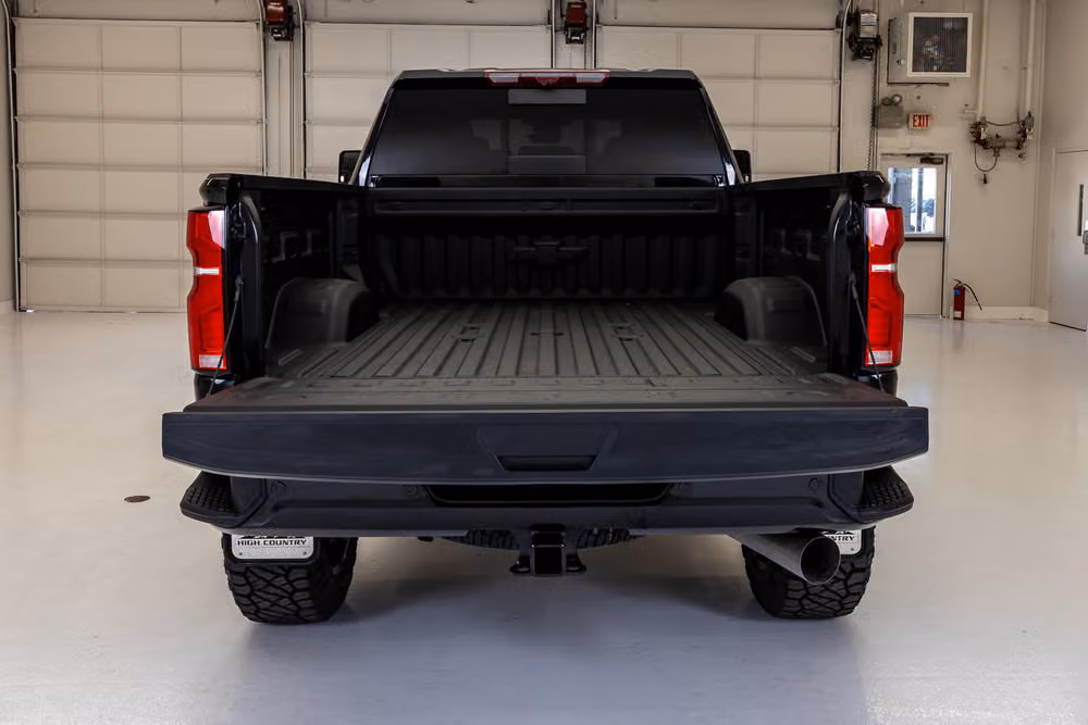 2025 Chevrolet Silverado 2500HD High Country Crew Cab Image 10