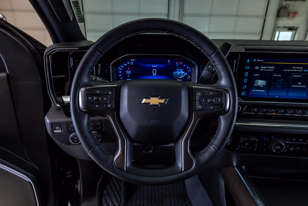 2025 Chevrolet Silverado 2500HD High Country Crew Cab Image 17