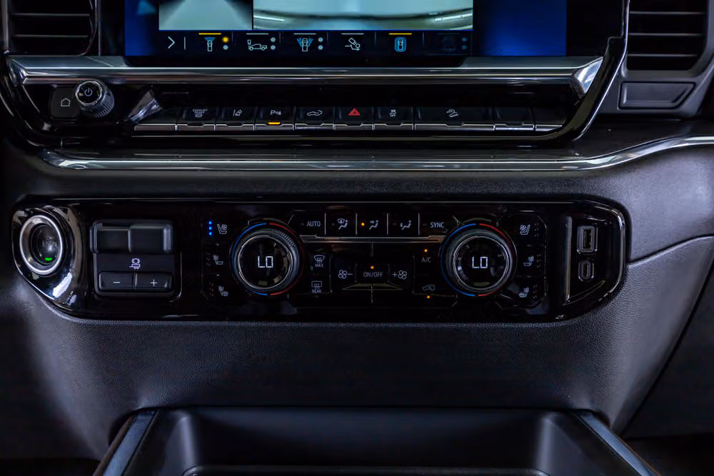 2025 Chevrolet Silverado 2500HD High Country Crew Cab Image 25