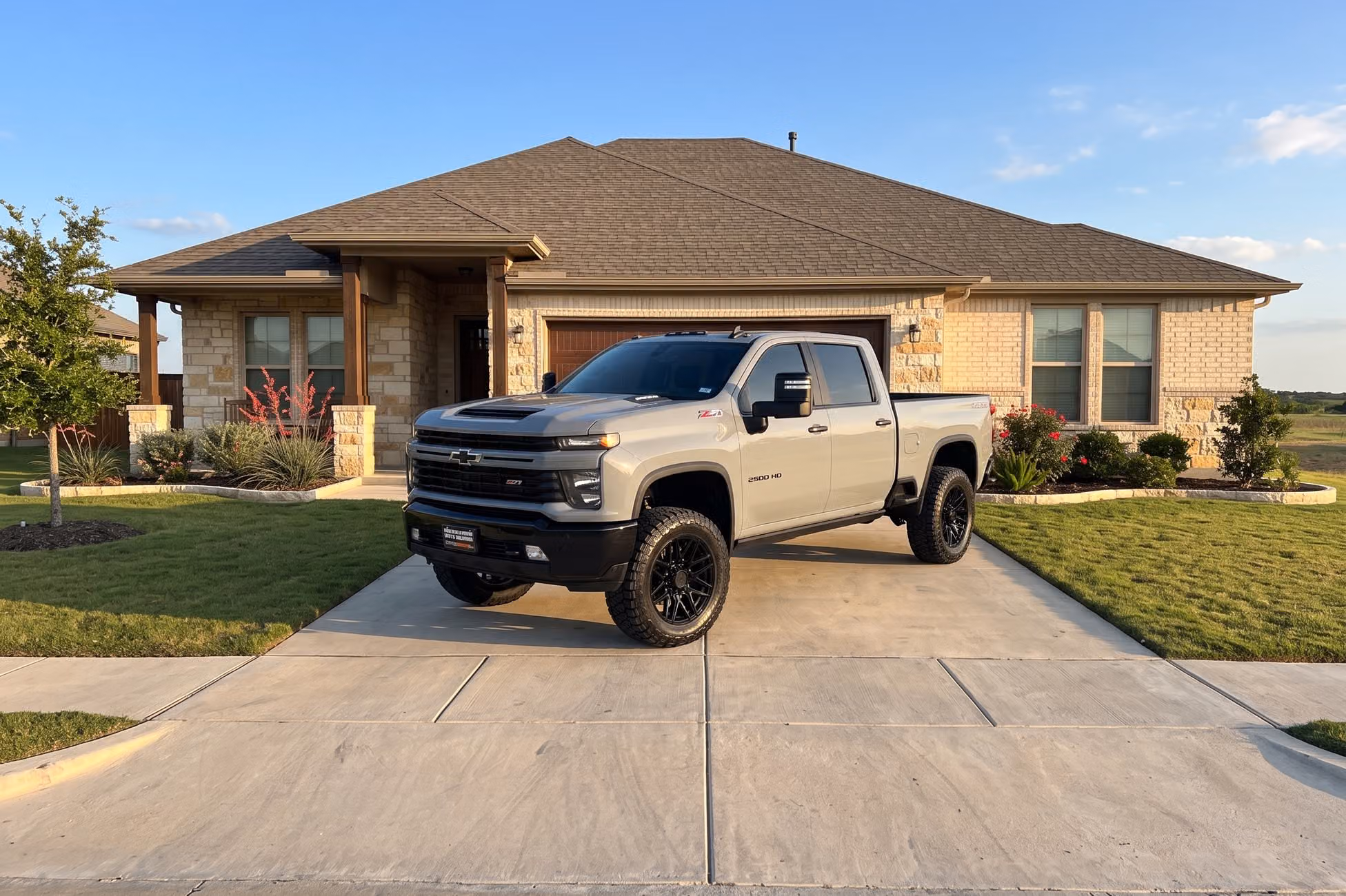 2025 Chevrolet Silverado 2500HD Custom Crew Cab Image 41