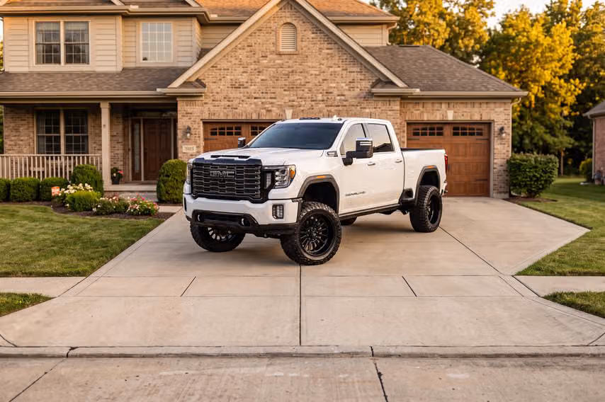 2026 GMC Sierra 2500HD Denali Ultimate Crew Cab Image 34