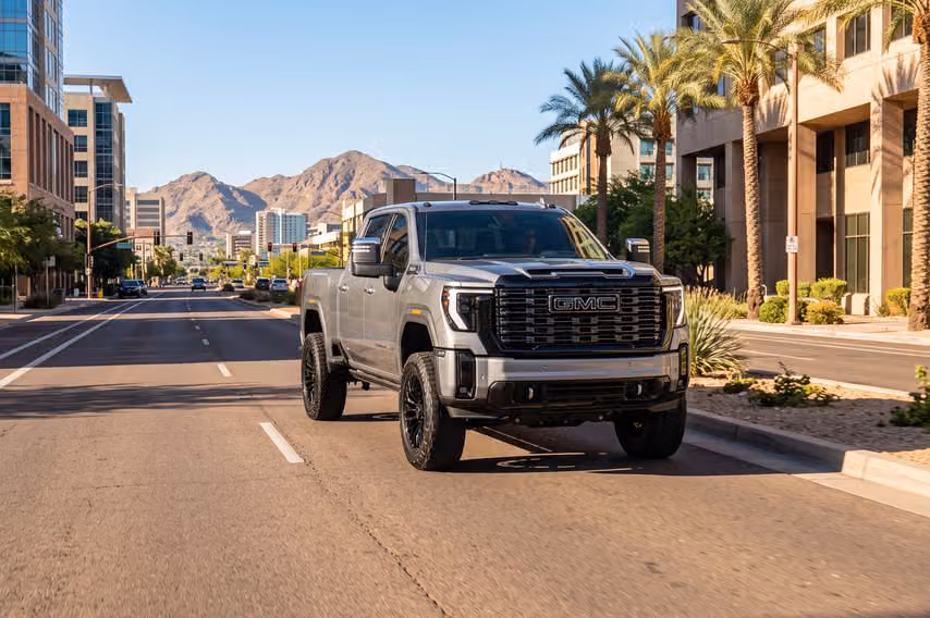 2026 GMC Sierra 3500HD Denali Ultimate Crew Cab Image 34