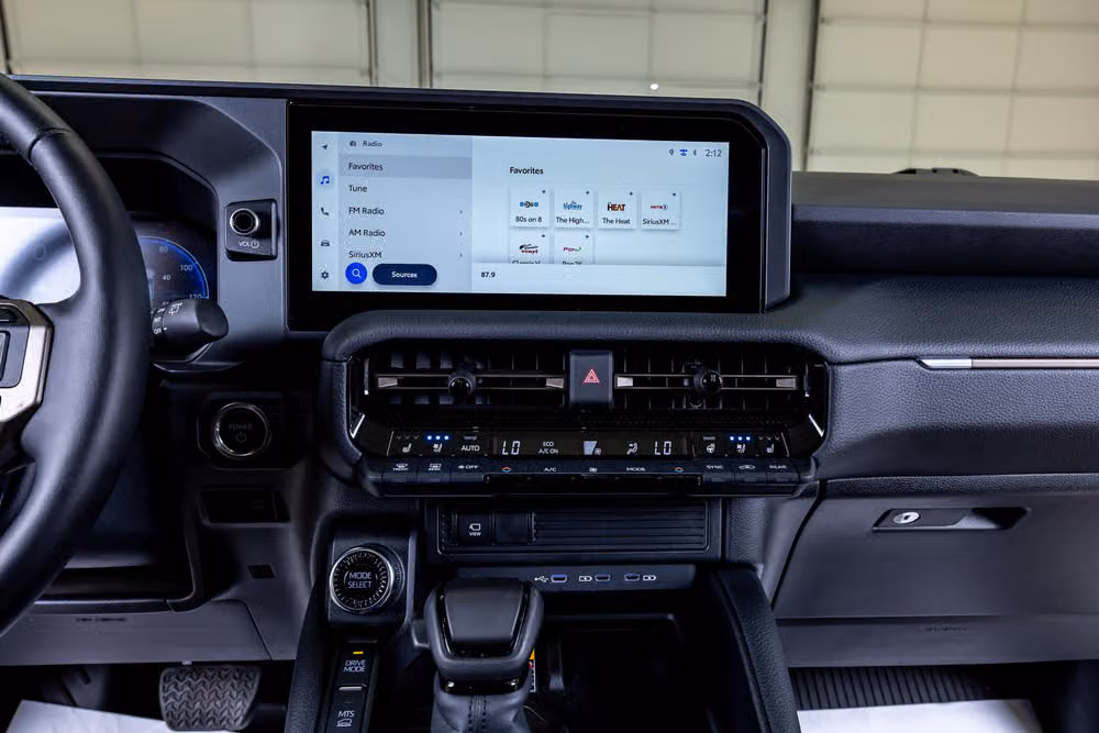 2026 Toyota Land Cruiser Base Image 22