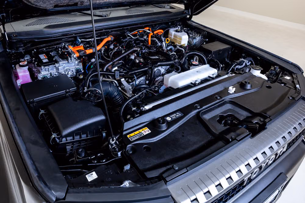 2026 Toyota Land Cruiser Base Image 40