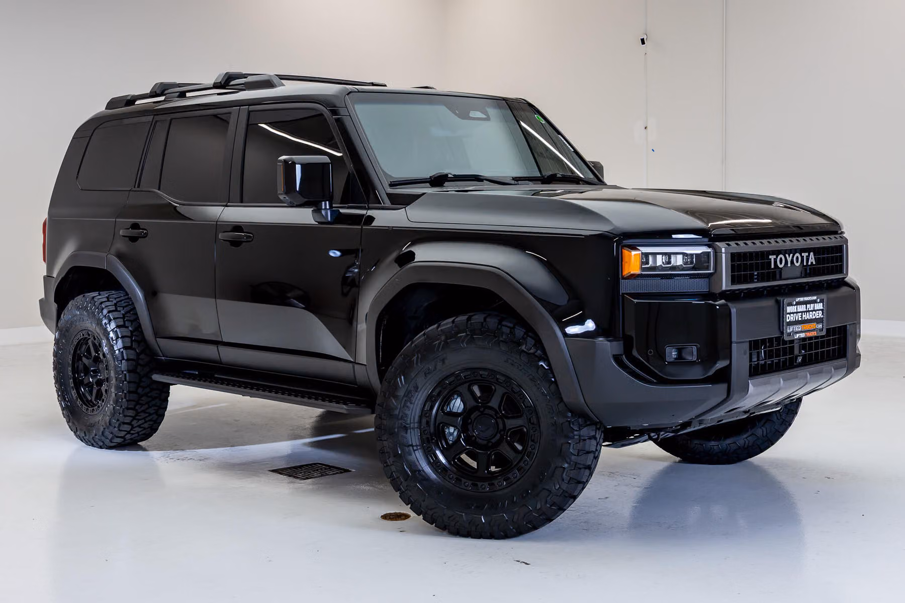 2026 Toyota Land Cruiser Base Image 1