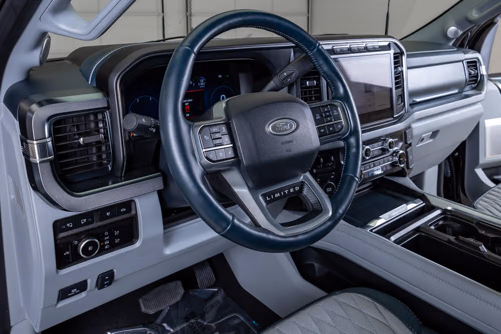 2024 Ford F-450 Super Duty Limited Crew Cab Image 13