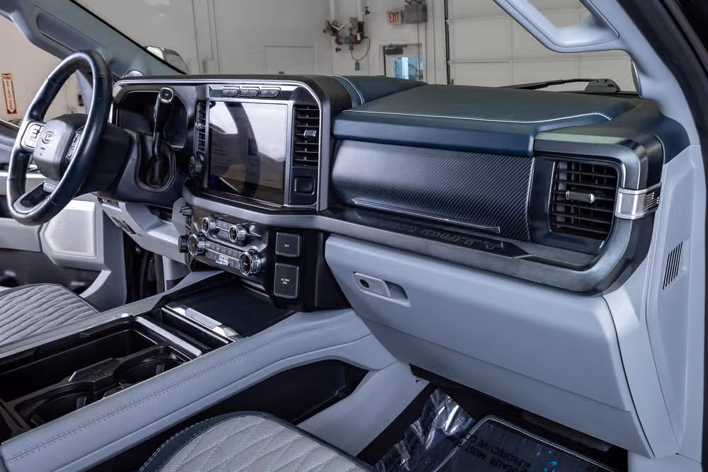 2024 Ford F-450 Super Duty Limited Crew Cab Image 14