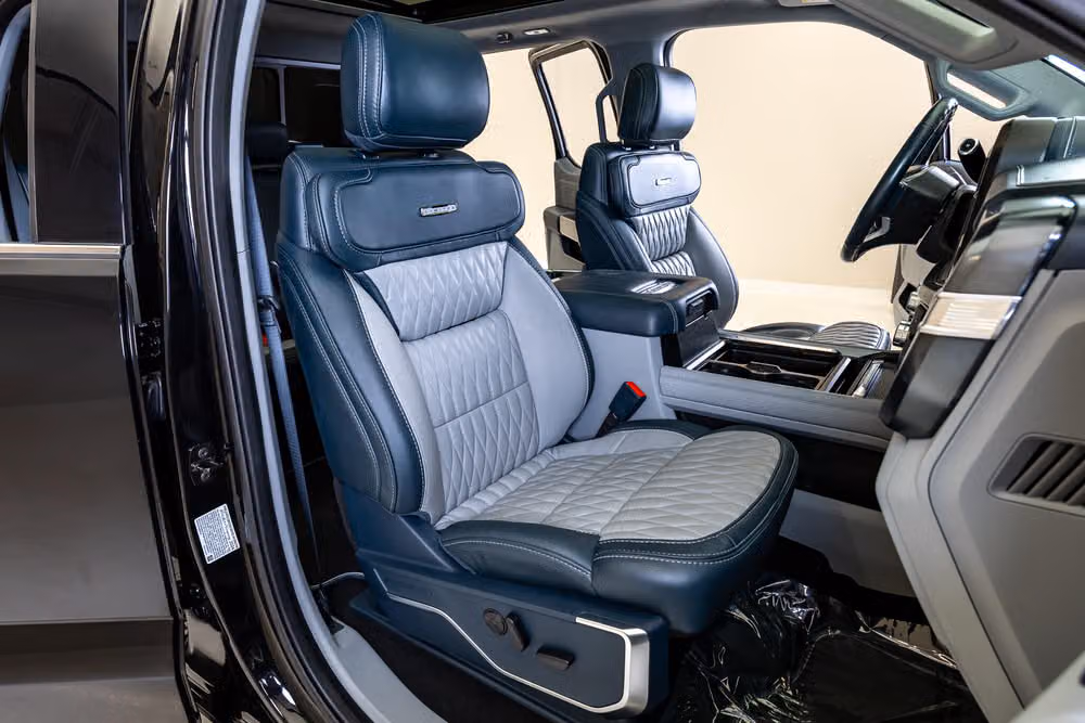 2024 Ford F-450 Super Duty Limited Crew Cab Image 29