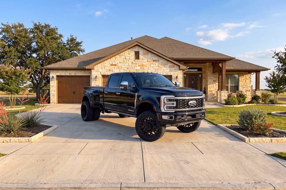 2024 Ford F-450 Super Duty Limited Crew Cab Image 41