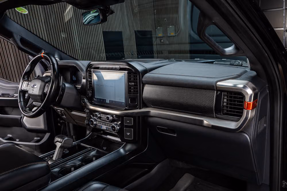 2022 Ford F-150 Raptor SuperCrew Image 17