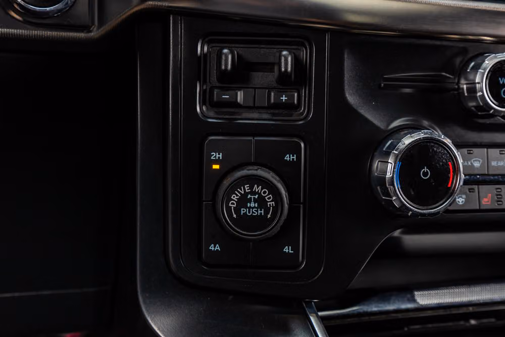 2022 Ford F-150 Raptor SuperCrew Image 23