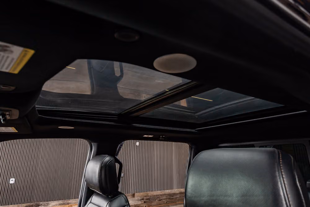 2022 Ford F-150 Raptor SuperCrew Image 31