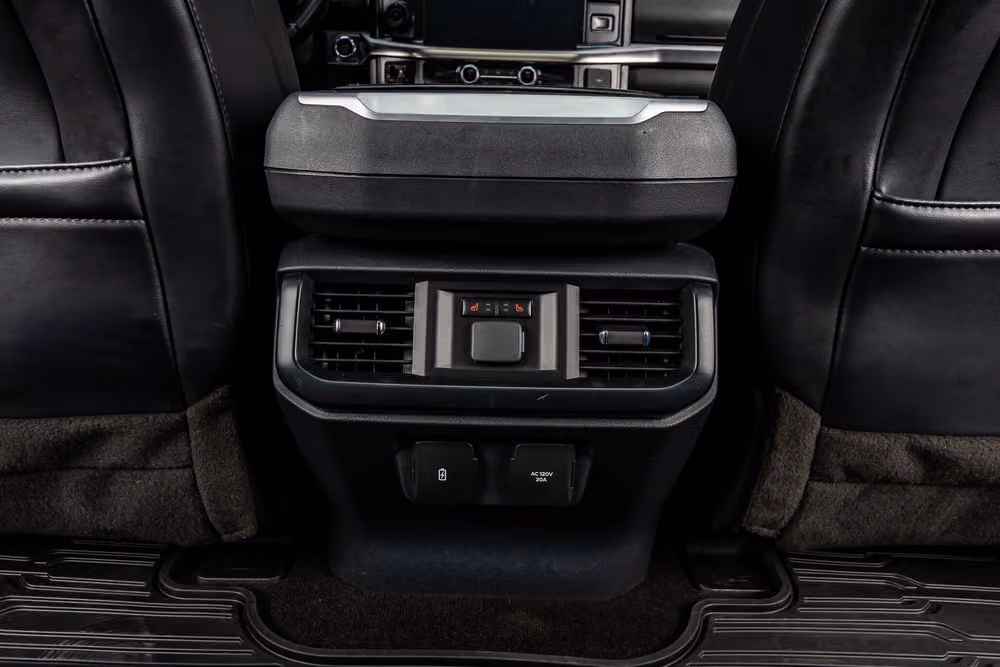 2022 Ford F-150 Raptor SuperCrew Image 34