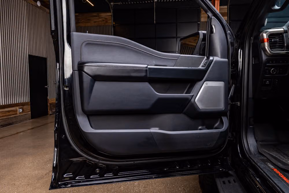 2022 Ford F-150 Raptor SuperCrew Image 37