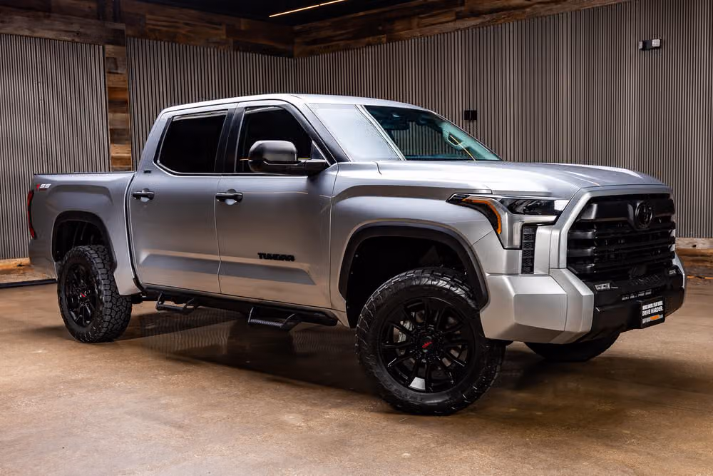 2024 Toyota Tundra SR5 CrewMax Image 1