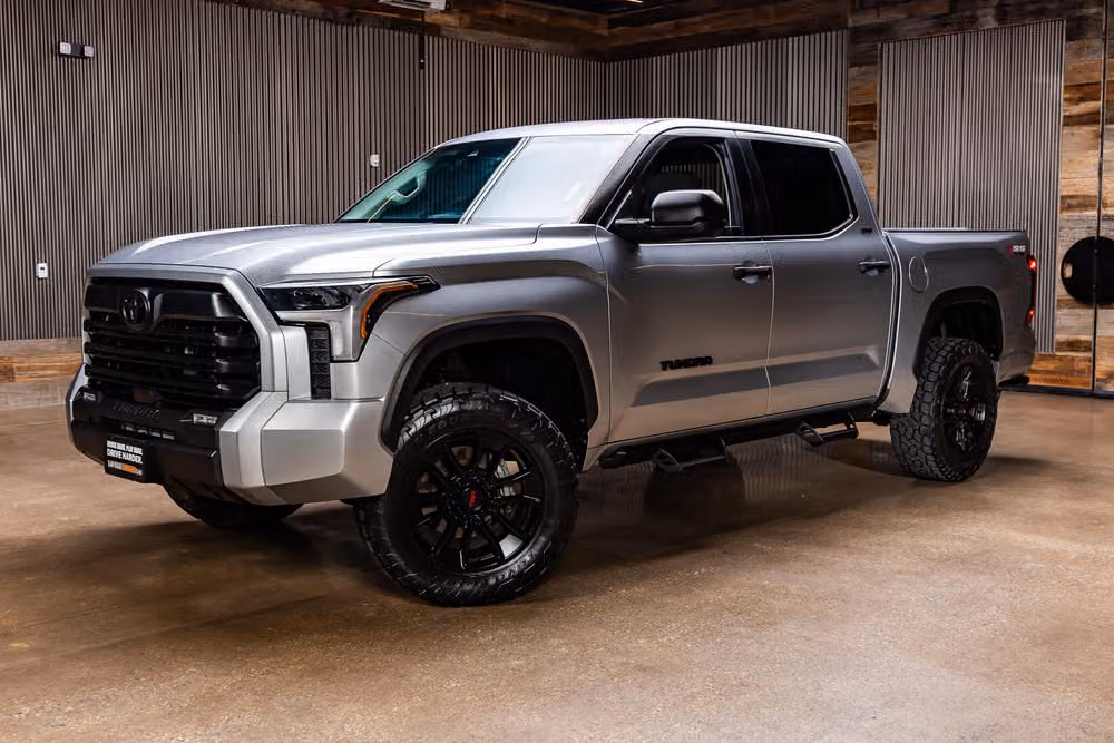 2024 Toyota Tundra SR5 CrewMax Image 5