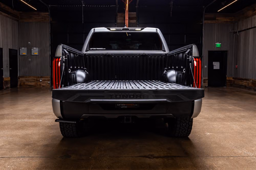 2024 Toyota Tundra SR5 CrewMax Image 9