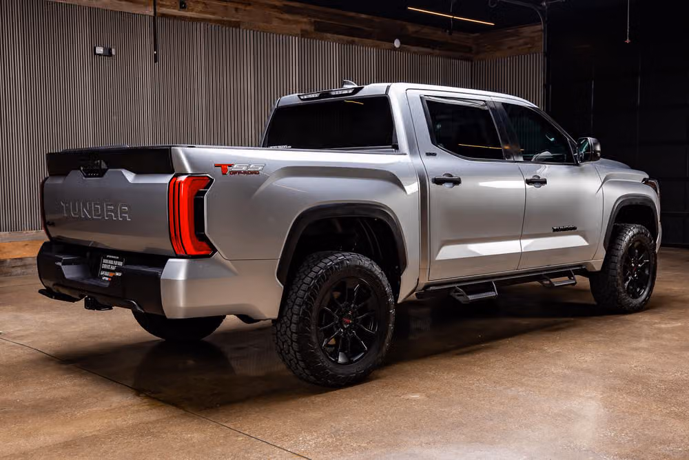 2024 Toyota Tundra SR5 CrewMax Image 10