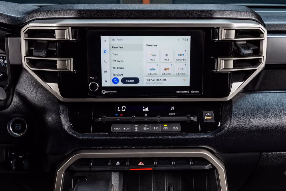 2024 Toyota Tundra SR5 CrewMax Image 22