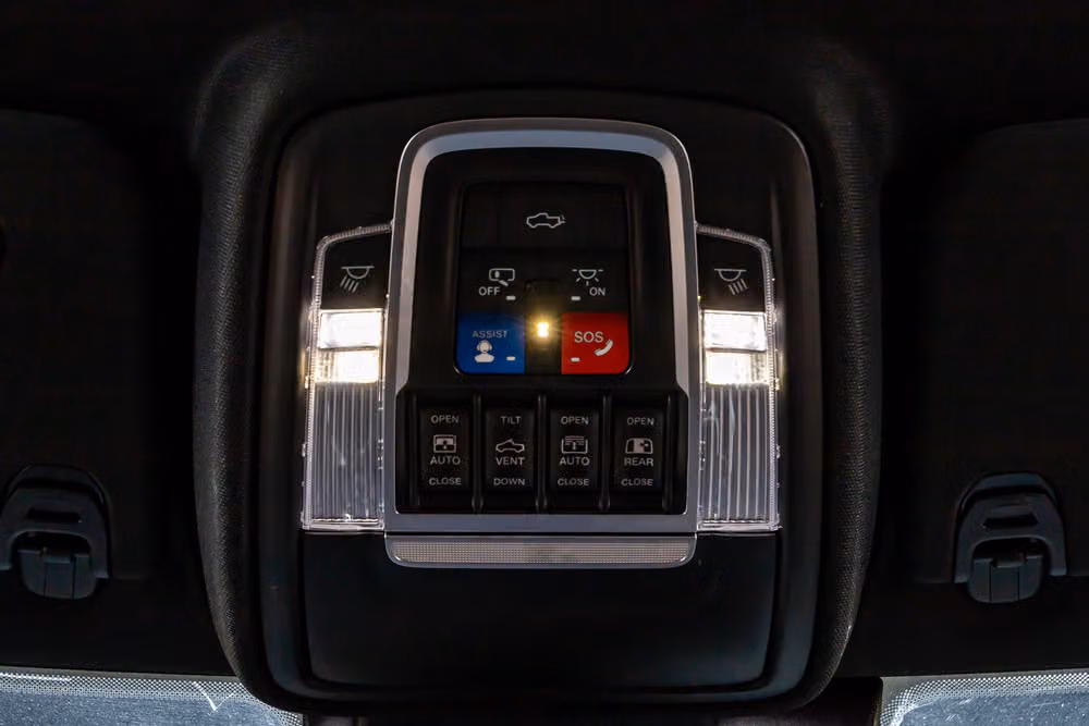 2022 Ram 1500 TRX Crew Cab Image 31