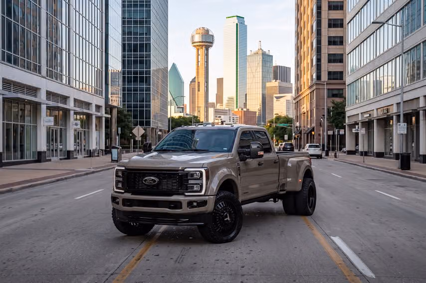 2026 Ford F-450 Super Duty King Ranch Crew Cab Image 45