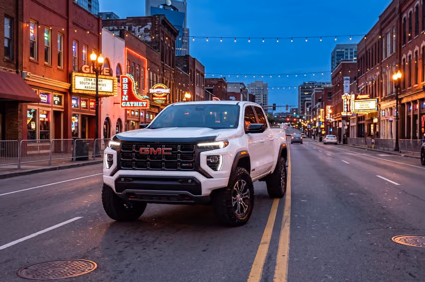 2024 GMC Canyon AT4 Crew Cab Image 42