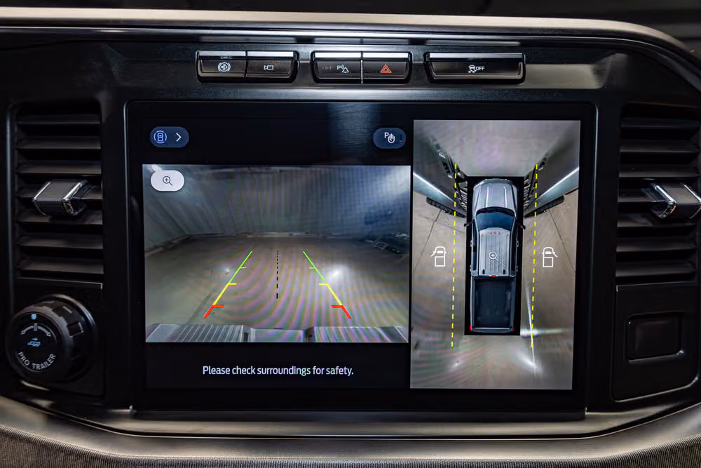 2023 Ford F-450 Super Duty Platinum Crew Cab Image 18