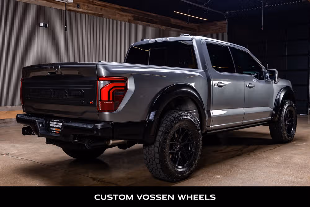 2024 Ford F-150 Raptor SuperCrew Image 9