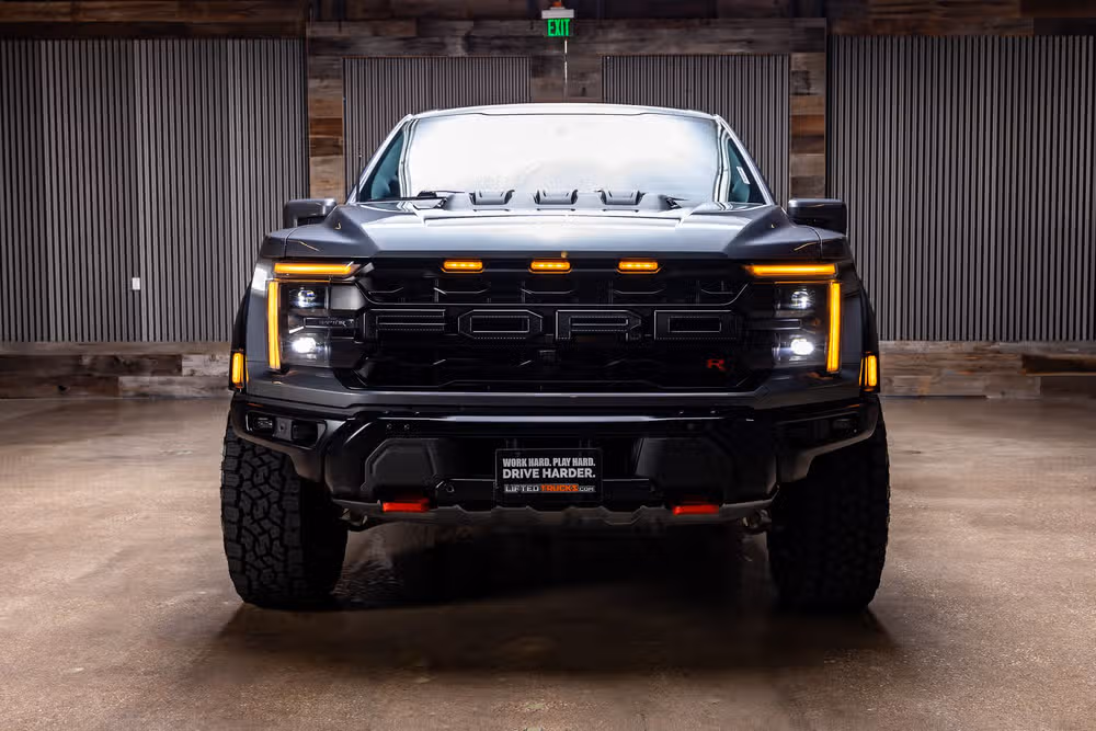 2024 Ford F-150 Raptor SuperCrew Image 2