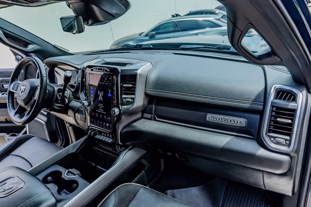 2021 Ram 2500 Laramie Crew Cab Image 17