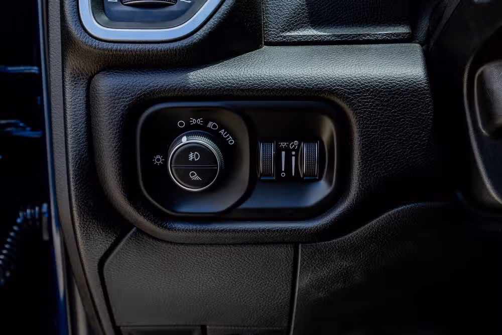 2021 Ram 2500 Laramie Crew Cab Image 21