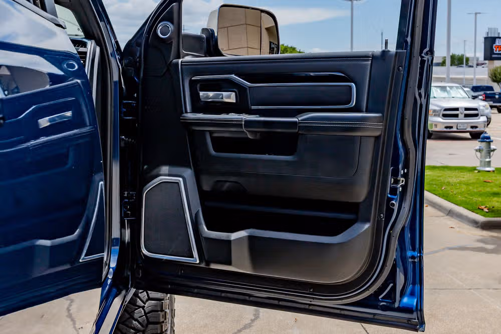 2021 Ram 2500 Laramie Crew Cab Image 36