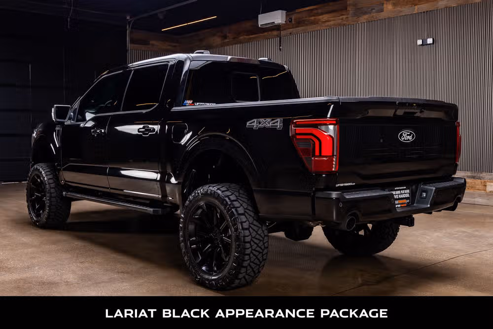 2025 Ford F-150 Lariat SuperCrew Image 7