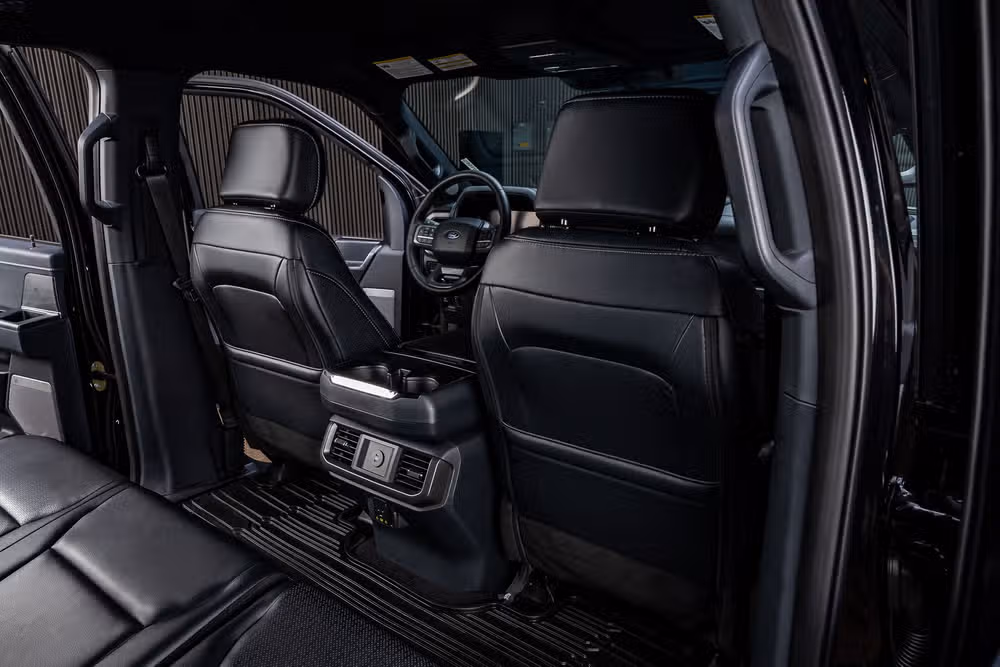 2025 Ford F-150 Lariat SuperCrew Image 33