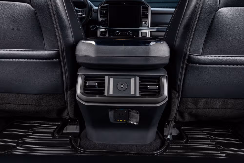 2025 Ford F-150 Lariat SuperCrew Image 34