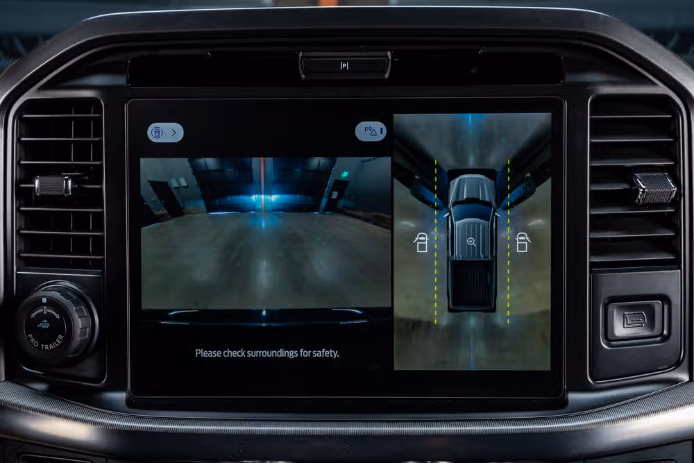 2025 Ford F-150 Lariat SuperCrew Image 27