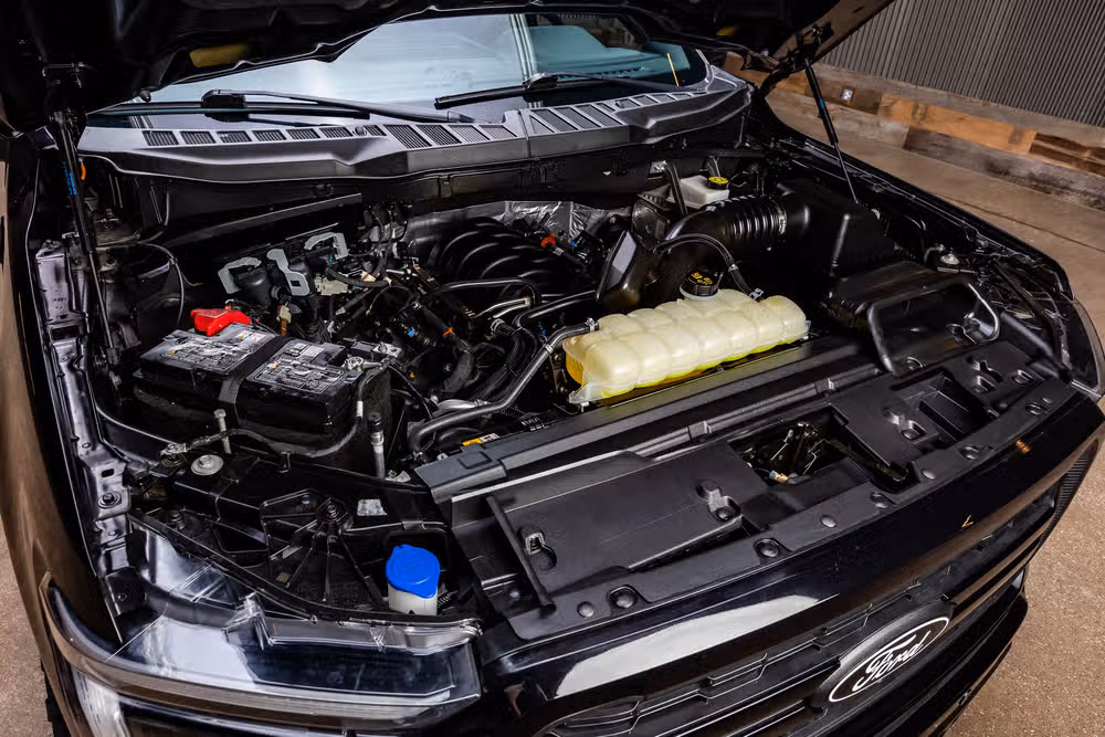2025 Ford F-150 Lariat SuperCrew Image 42