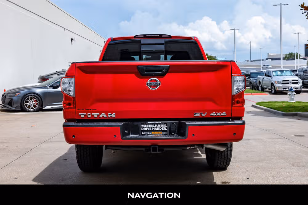 2020 Nissan Titan SV Crew Cab Image 7