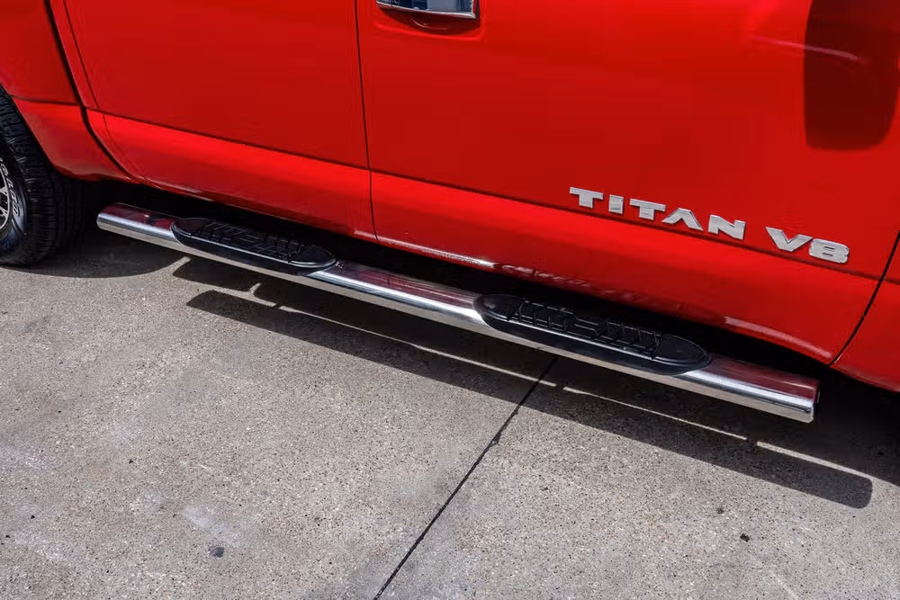 2020 Nissan Titan SV Crew Cab Image 12