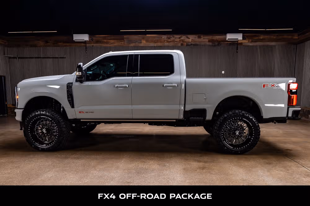 2026 Ford F-250 Super Duty Platinum Crew Cab Image 6