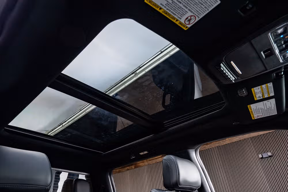 2026 Ford F-250 Super Duty Platinum Crew Cab Image 32