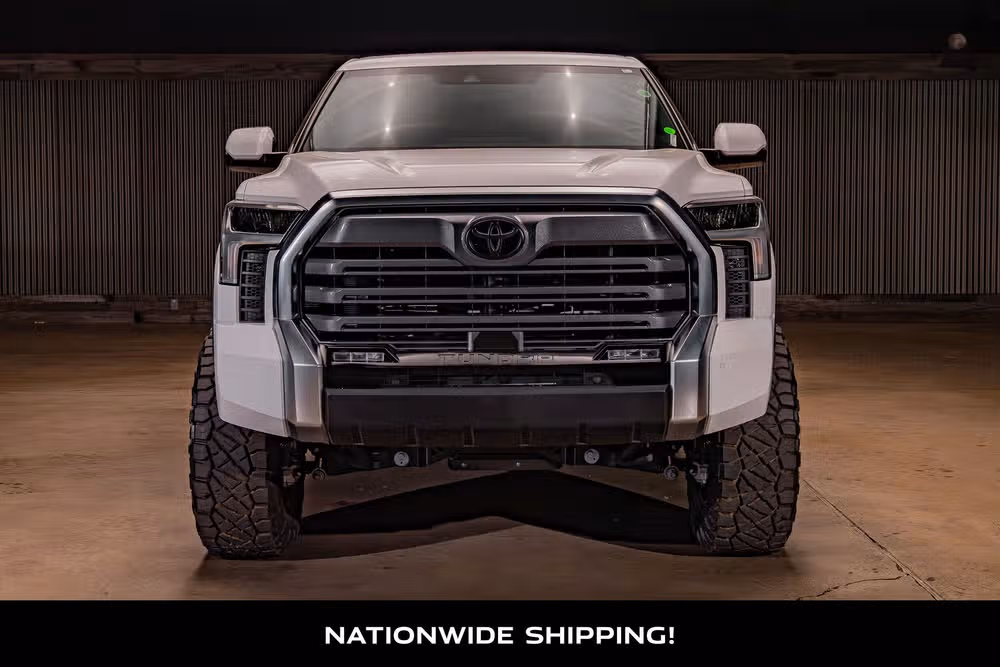 2025 Toyota Tundra Limited CrewMax Image 4