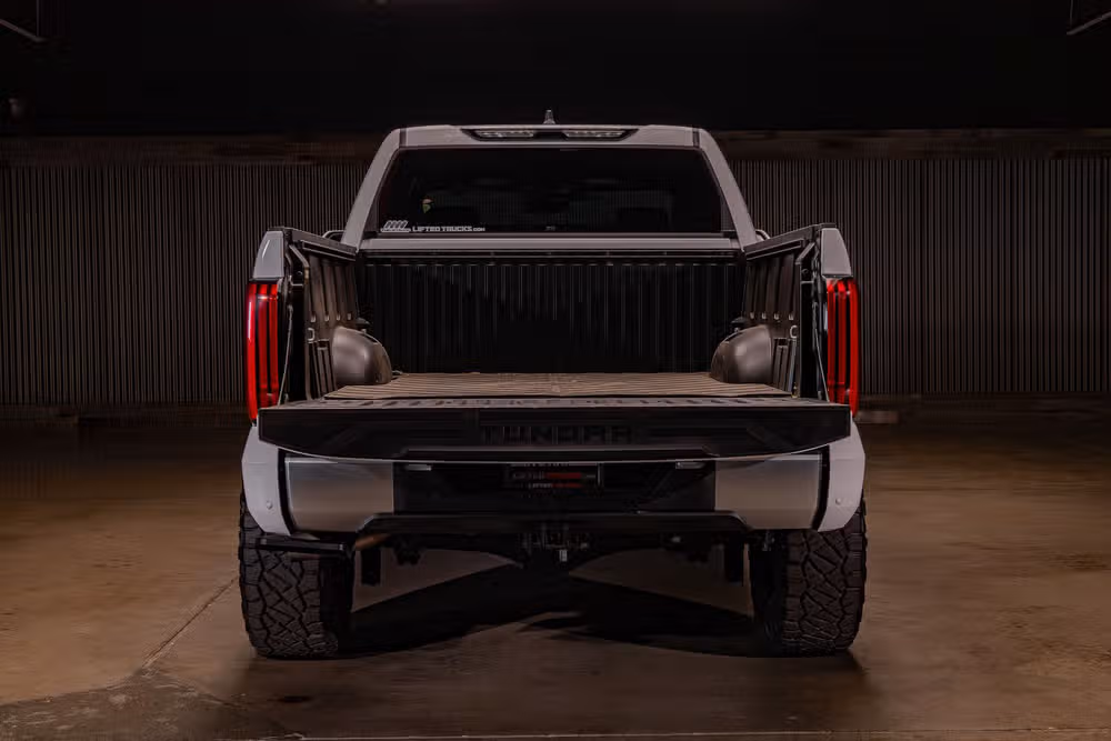 2025 Toyota Tundra Limited CrewMax Image 9