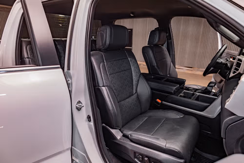 2025 Toyota Tundra Limited CrewMax Image 27