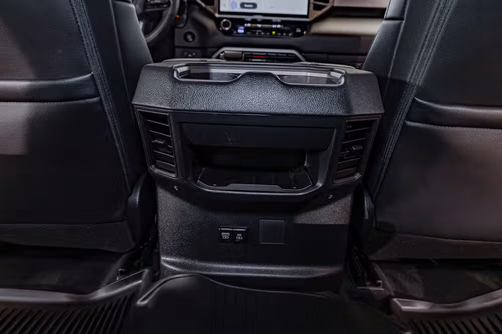 2025 Toyota Tundra Limited CrewMax Image 23
