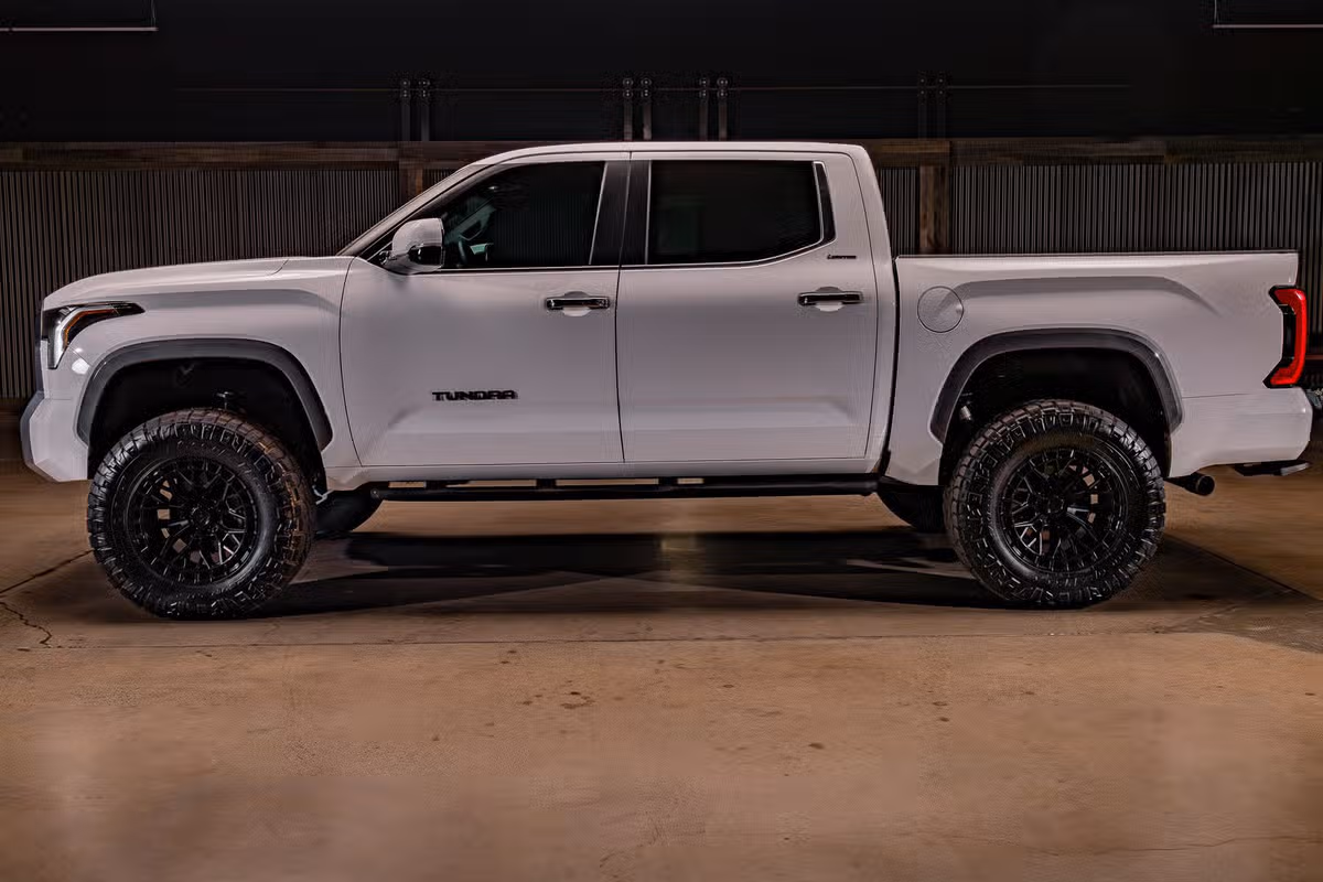 2025 Toyota Tundra Limited CrewMax