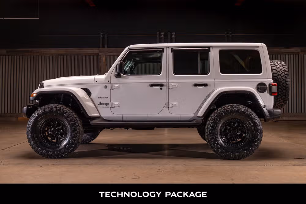 2024 Jeep Wrangler Sahara Image 6